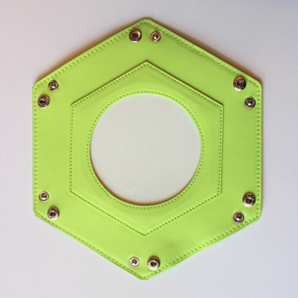 Self-Finishing Green Hexagon Snap Tray
